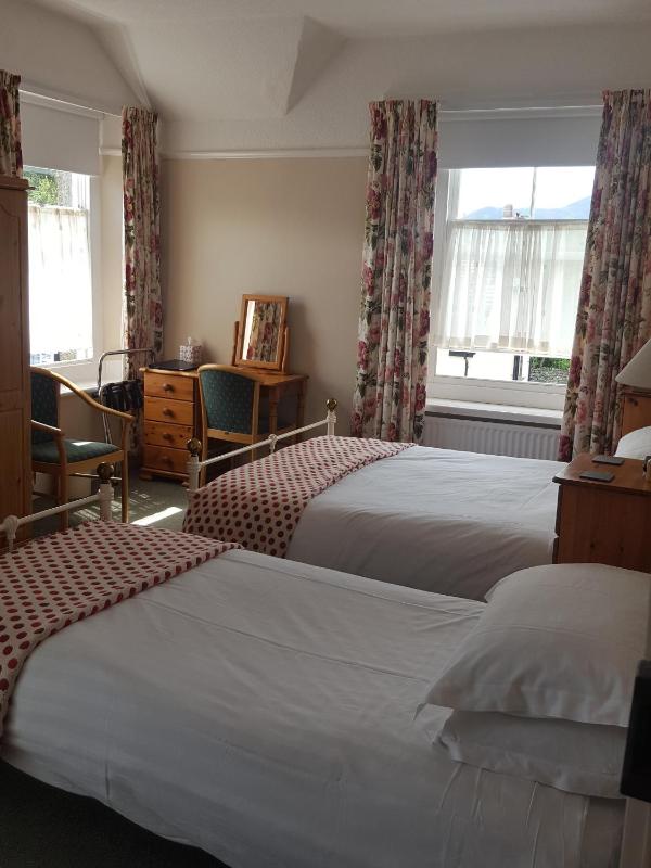 Dorchester House - image 32