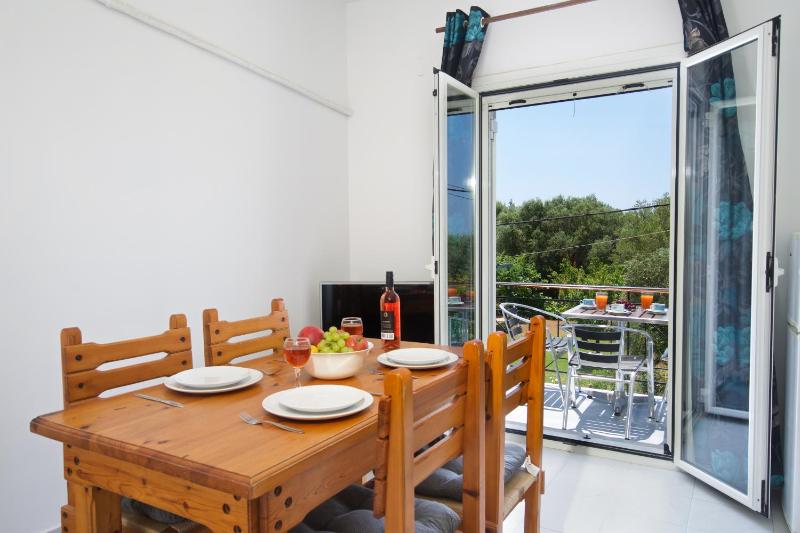 Iris Apartments - image 22