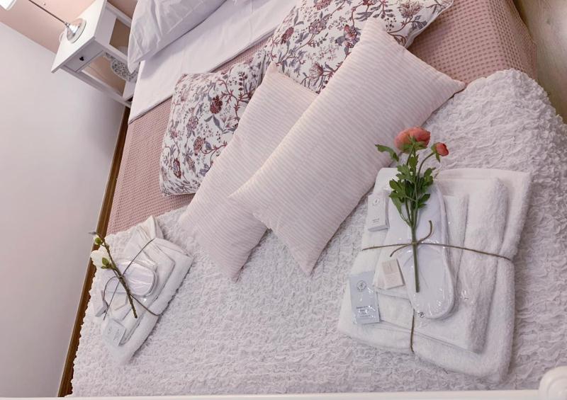 Lùrooms- Guesthouse in Noto - image 3