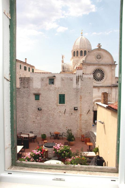 Apartman Cathedral - image 13