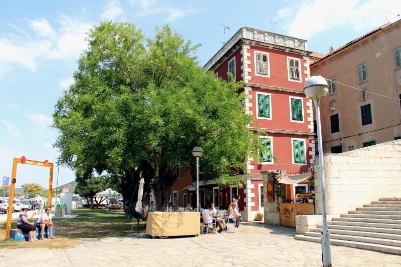 Apartman Cathedral - image 16