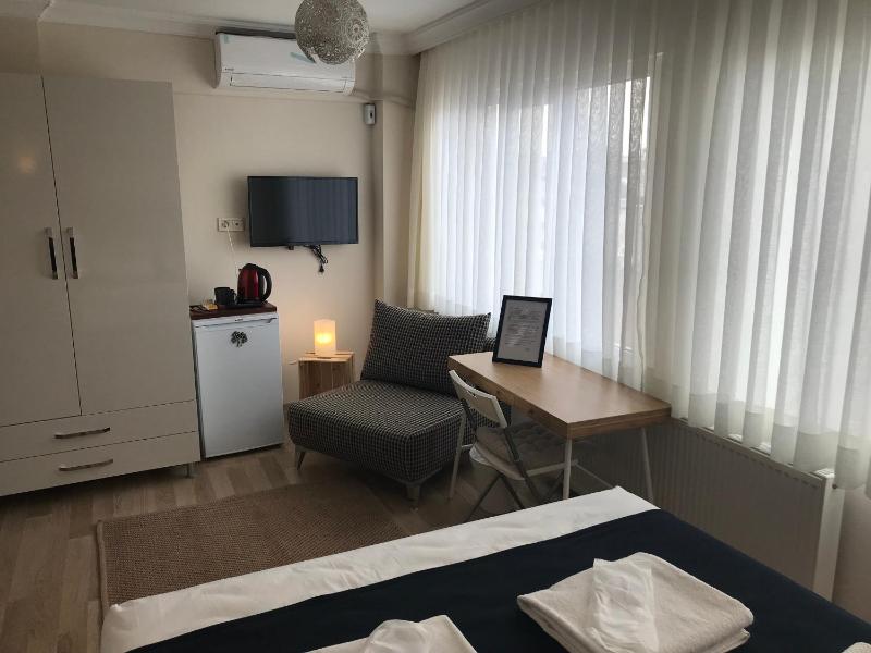 Goji's Apartments - image 12