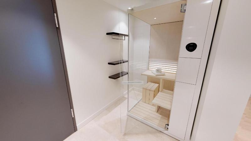 White Pearl Apartment 1.06 - image 9