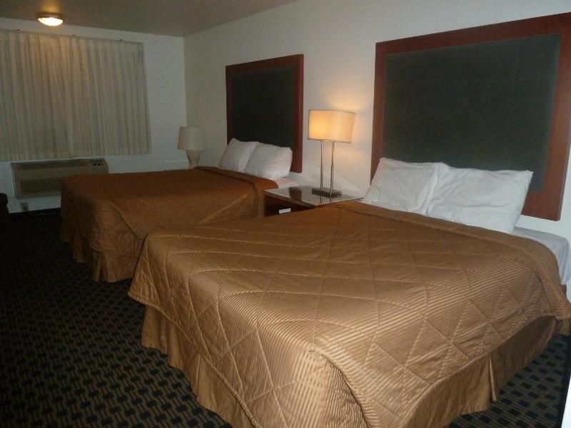 Chestnut Tree Inn Portland Mall 205 - image 19