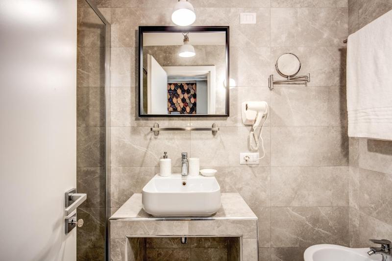 Deluxe Apartment 3 People image 3