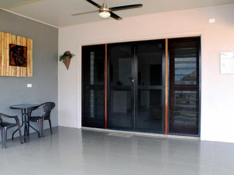 Vanuatu Beachfront Apartments - image 5