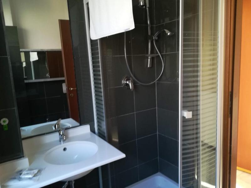 Apartment with Sea View - Separate Building image 3