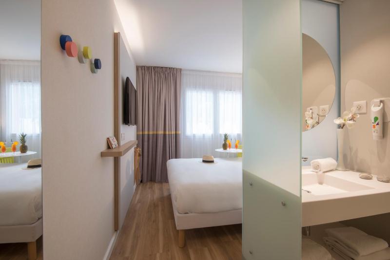 Standard Double Room image 4