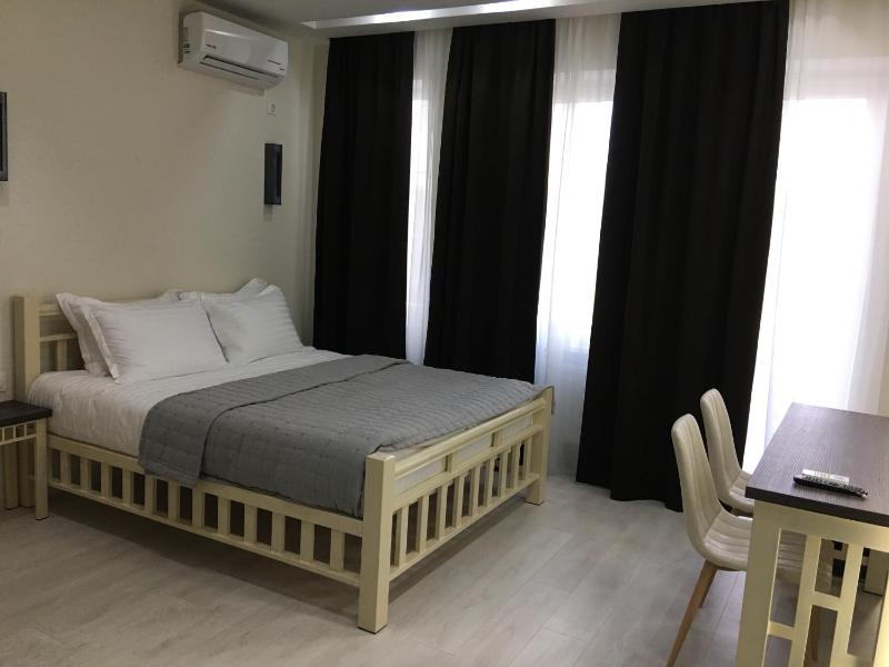 Standard Double Room image 2