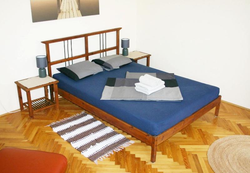 Honey Home - image 1