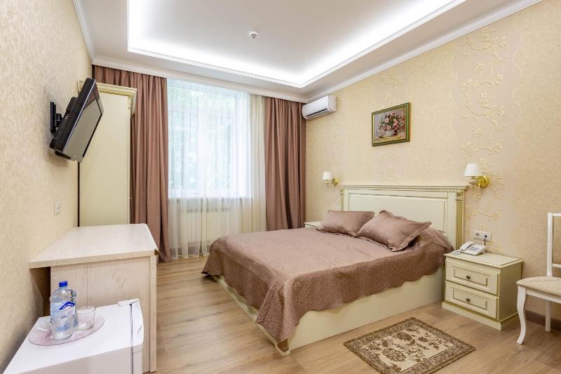Superior Queen Room image 1