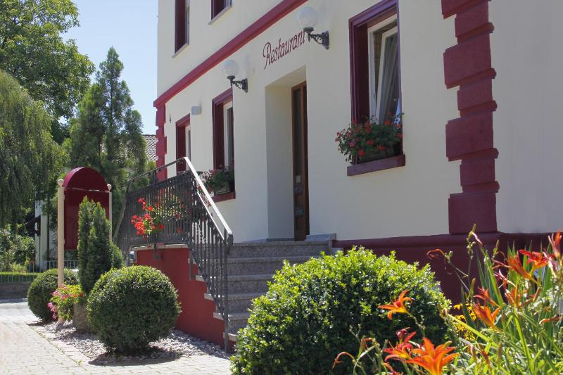 Hotel Garni Traube - image 26