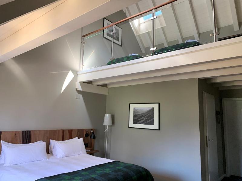 Family Suite with Balcony image 3
