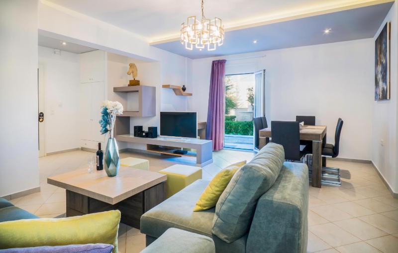 Family Suite with Sea View image 3