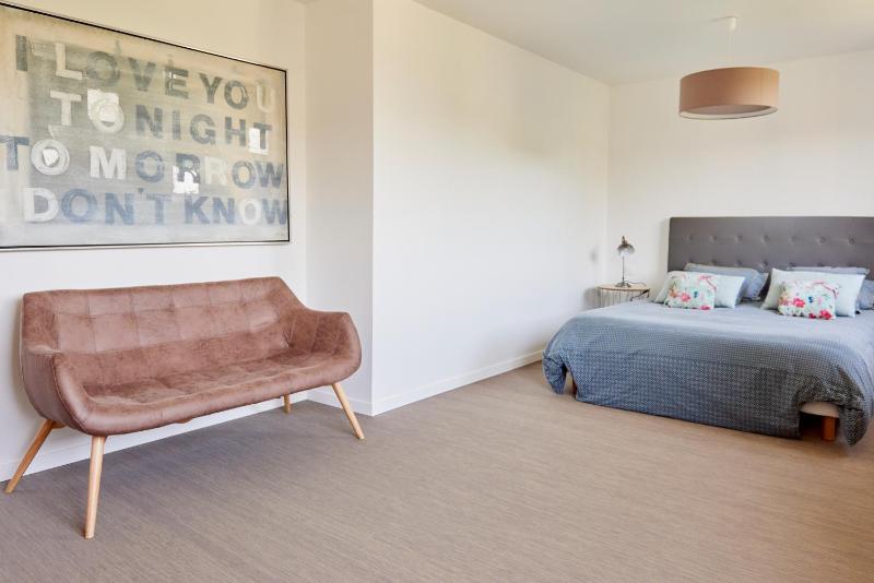 Two-Bedroom Apartment image 4
