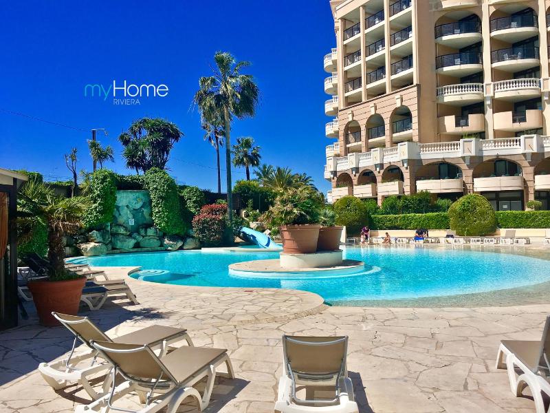 Apartment with Sea View - Mare Blu image 3