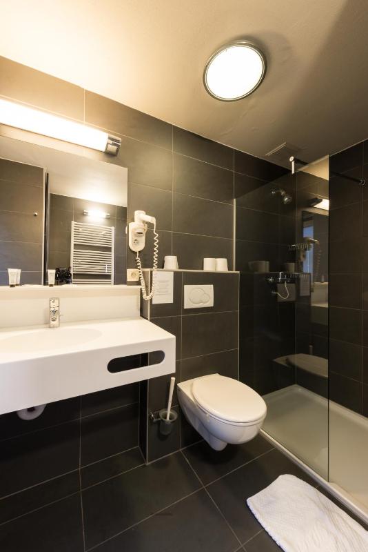 Superior Double Room image 4