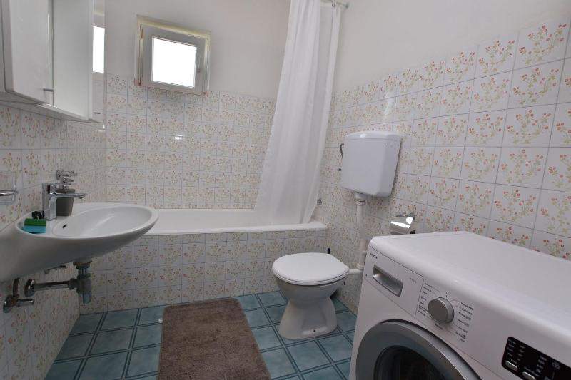 Two-Bedroom Apartment - Second Floor image 4