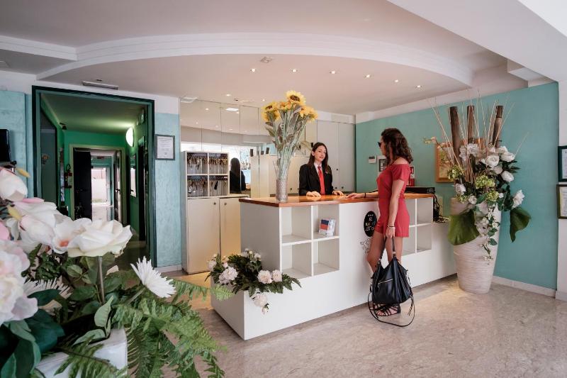 SI Rimini Hotel - image 32