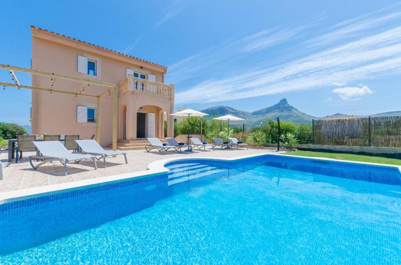 Holiday Home image 2