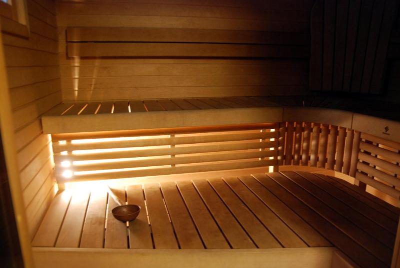 Chalet image 2
