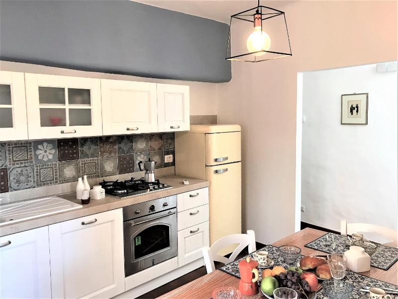 Studio Apartment image 3