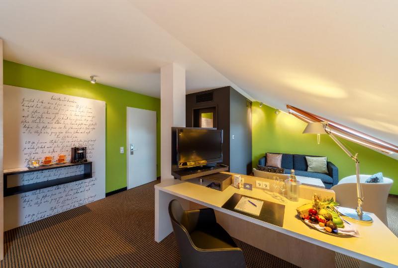 Superior Double Room image 2
