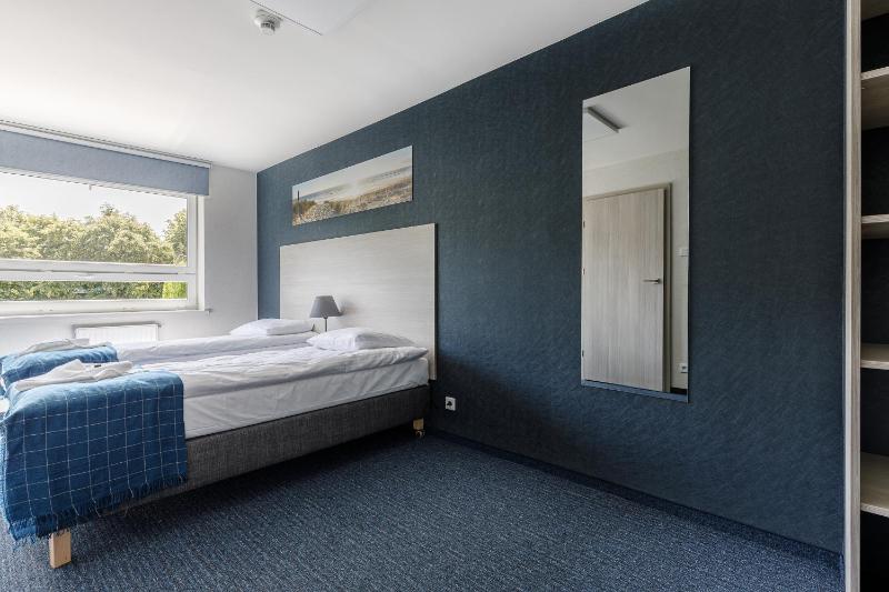 Apartment (5 Adults) image 2