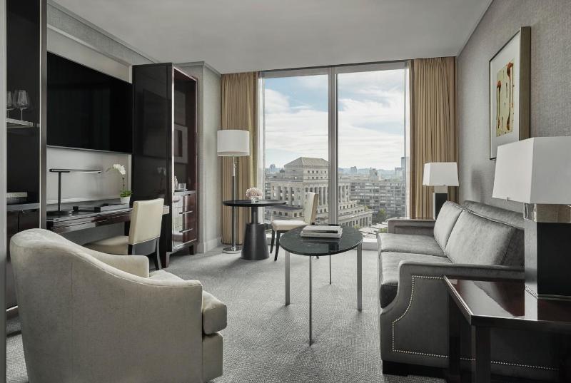 Four Seasons Hotel One Dalton Street Boston - image 8