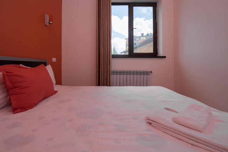 Two-Bedroom Cottage image 3