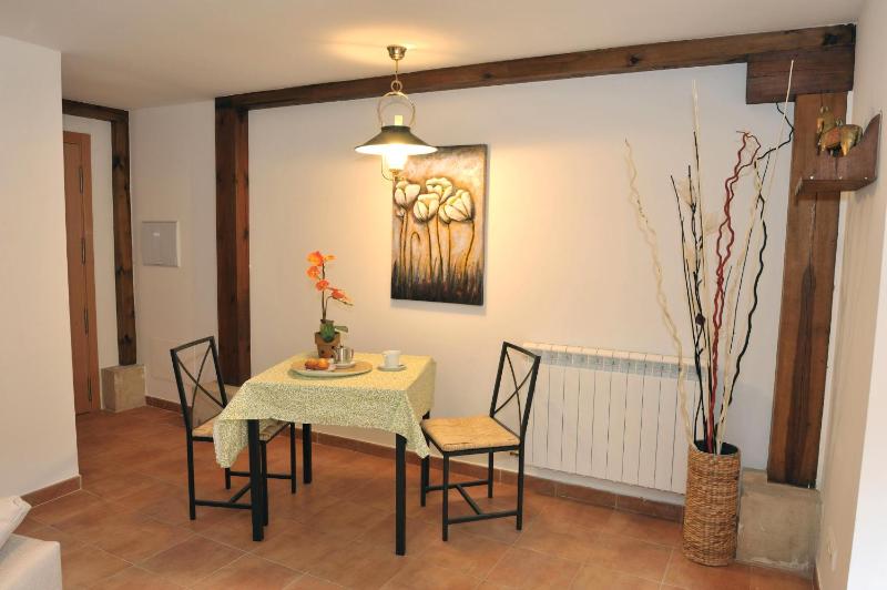 One-Bedroom Apartment (2 Adults) image 3