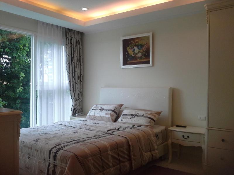 Cosy Beach View Apartments - image 30
