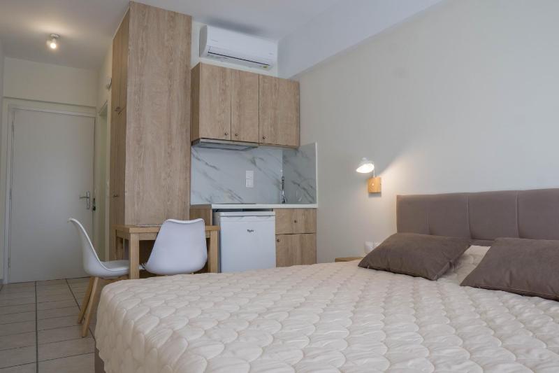 Superior Twin Room image 4