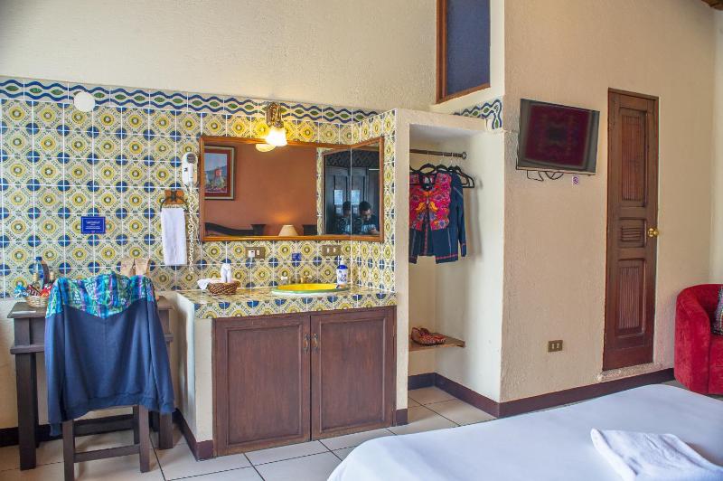 Hotel Casa del Parque by AHS - image 12
