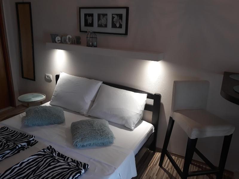 Apartmani Diana - image 15