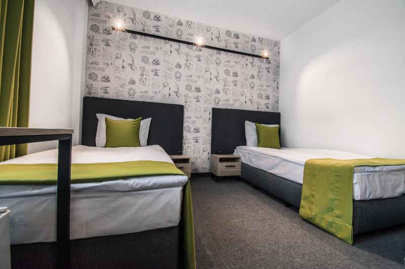 A&M Hotel with free parking - image 39