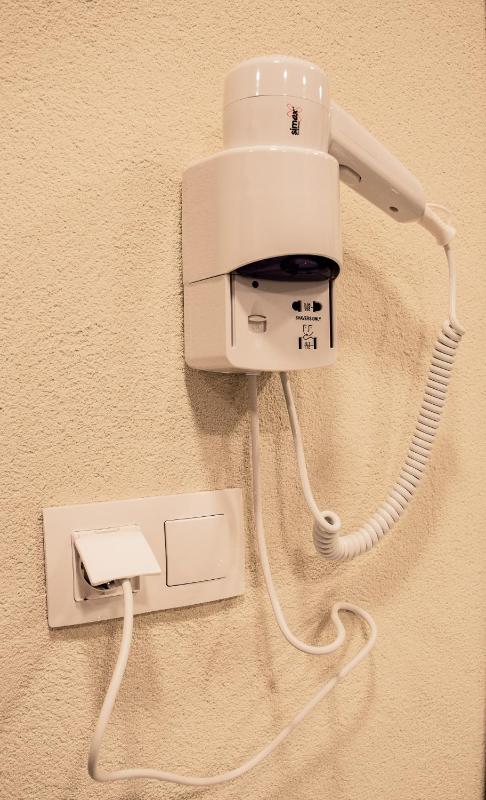 Single Room image 2