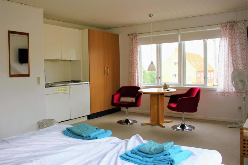 Double Room with Private Bathroom image 4