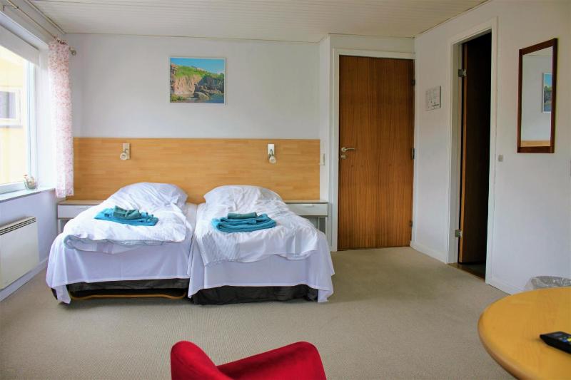 Double Room with Private Bathroom image 3