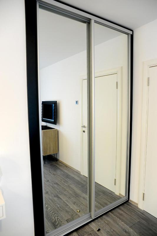 Apartment A - image 13