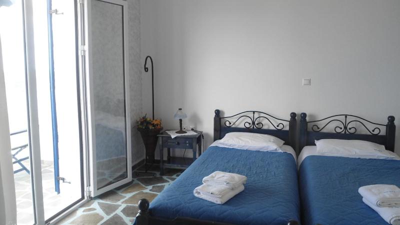Studio with Sea View image 2