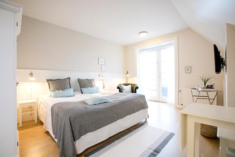 Beach Room with Seaview image 4