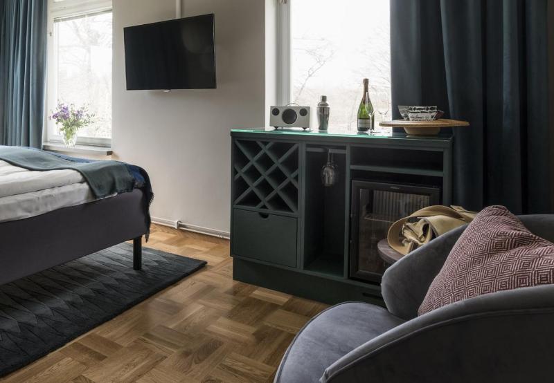 Superior Double Room (Room located 150 m from the castle) image 2