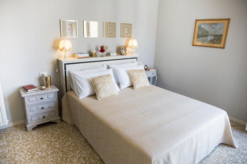 Double Room with Private Bathroom image 4