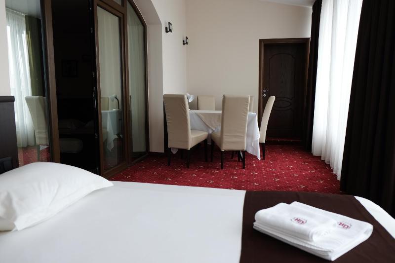 Three-Bedroom Apartment image 4
