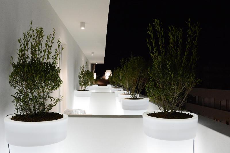 Superior Double Room with Terrace image 2
