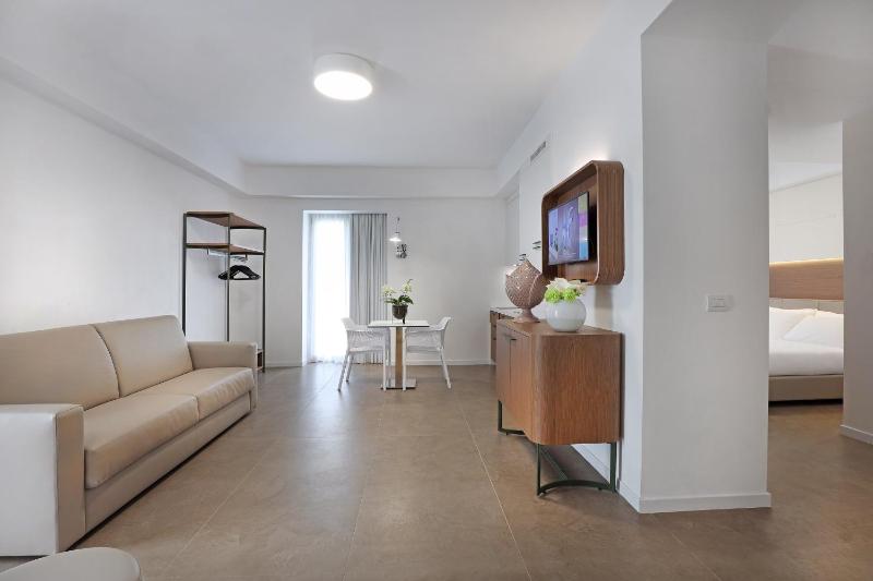 Suite image 3