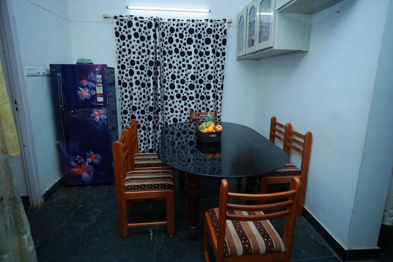 LA CASA THE HOMESTAY - image 2