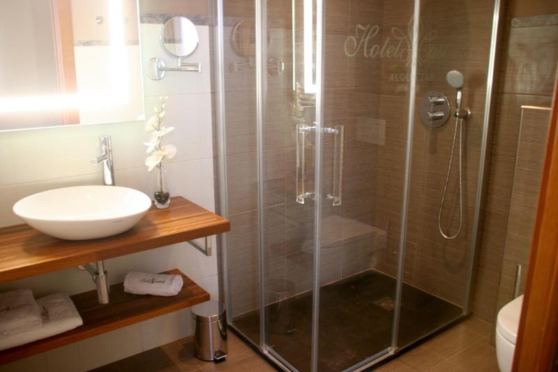 Double Room with Terrace and View image 2