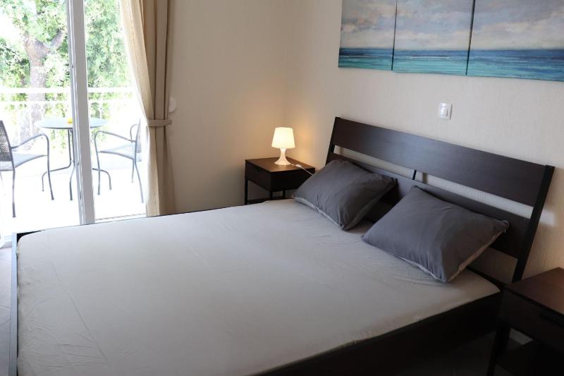 Two-Bedroom House image 2